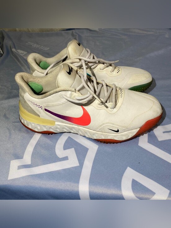 Nike Other - Nike Alpha Huarache Elite 3 Turf Shoes CU8403-100 White Ombre Swoosh Size 11